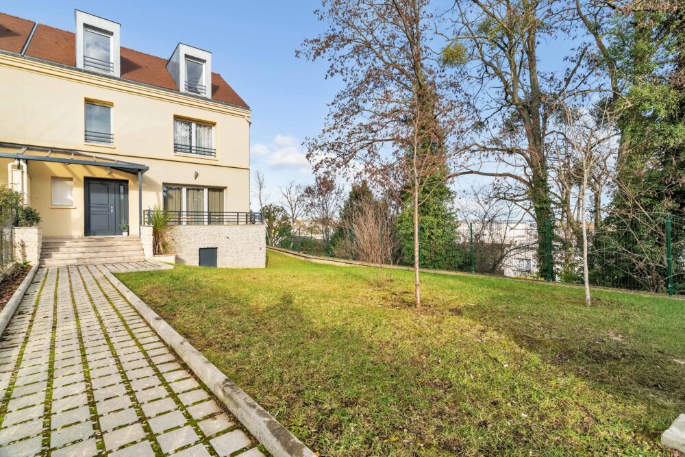 HOME CONCEPT-Villas Coli-Maison rénovée Pret à Vivre-M2-24
