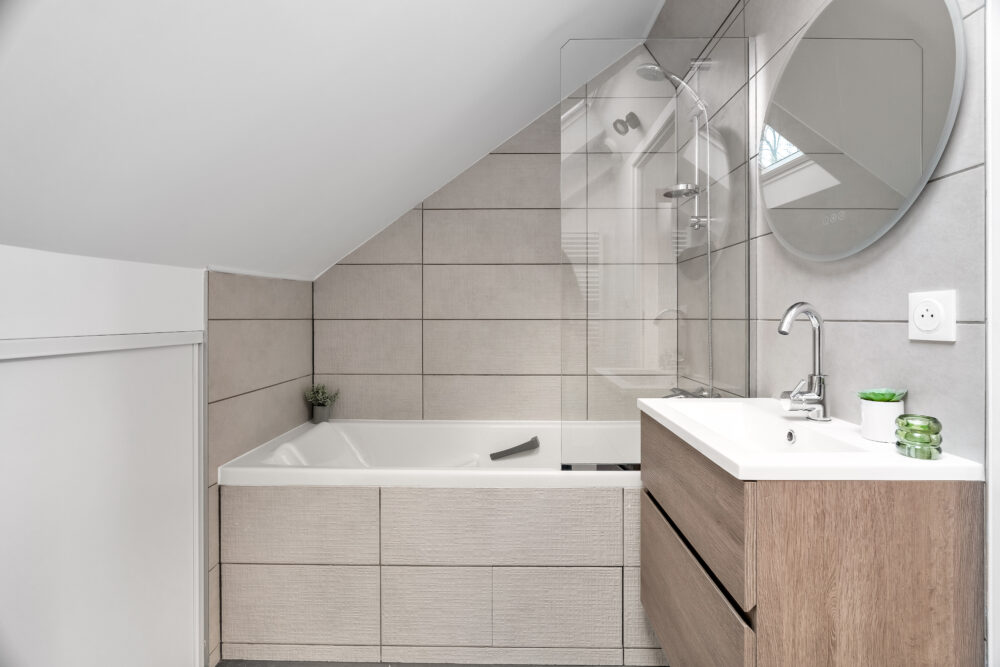HOME CONCEPT-Villas Coli-Maison rénovée Pret à Vivre-M17